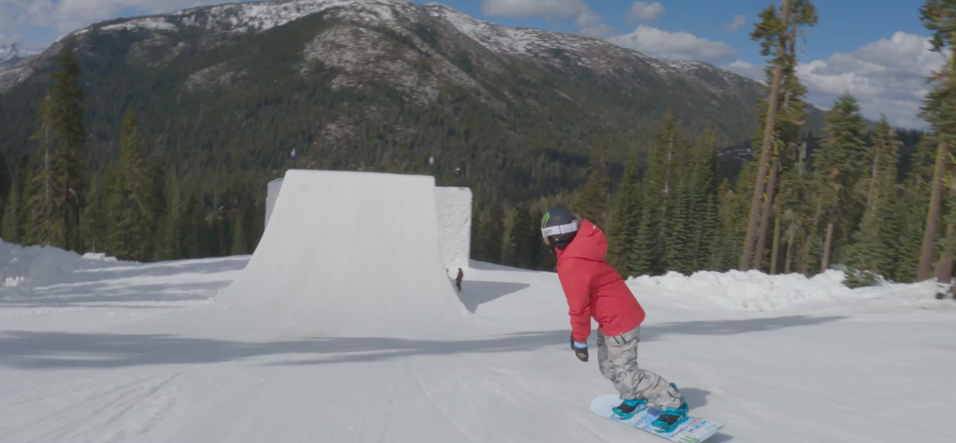 Зареждане на видео: 